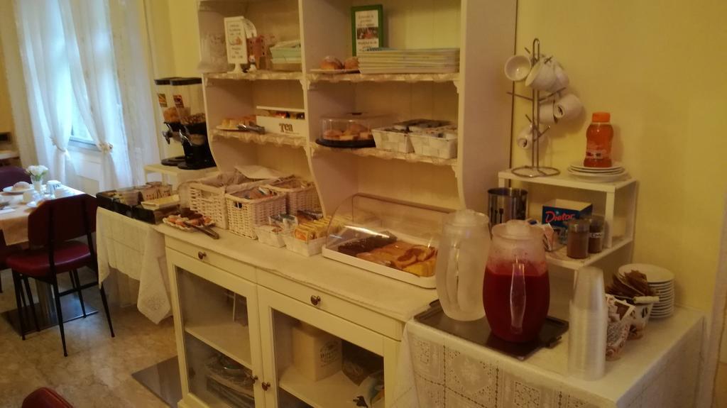 Villa Lauda B&B リミニ エクステリア 写真